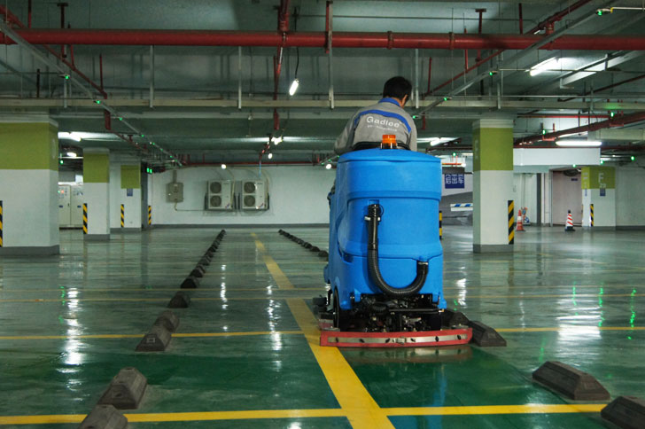 停车场清洁驾驶式j9体育（中国）一站式服务平台